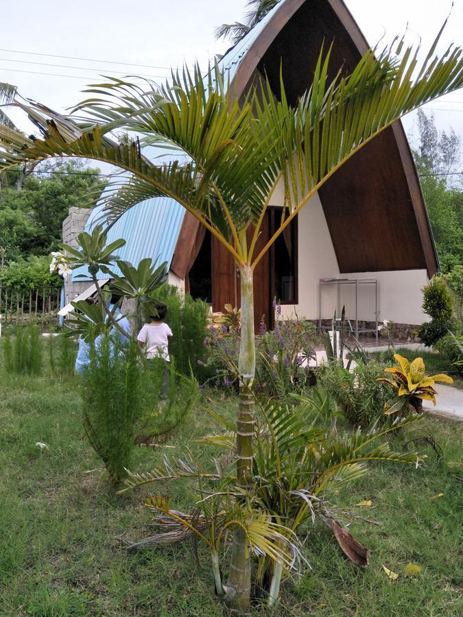 Cnunk Bungalow Acomodação com café da manhã Ilhas Gili Exterior foto